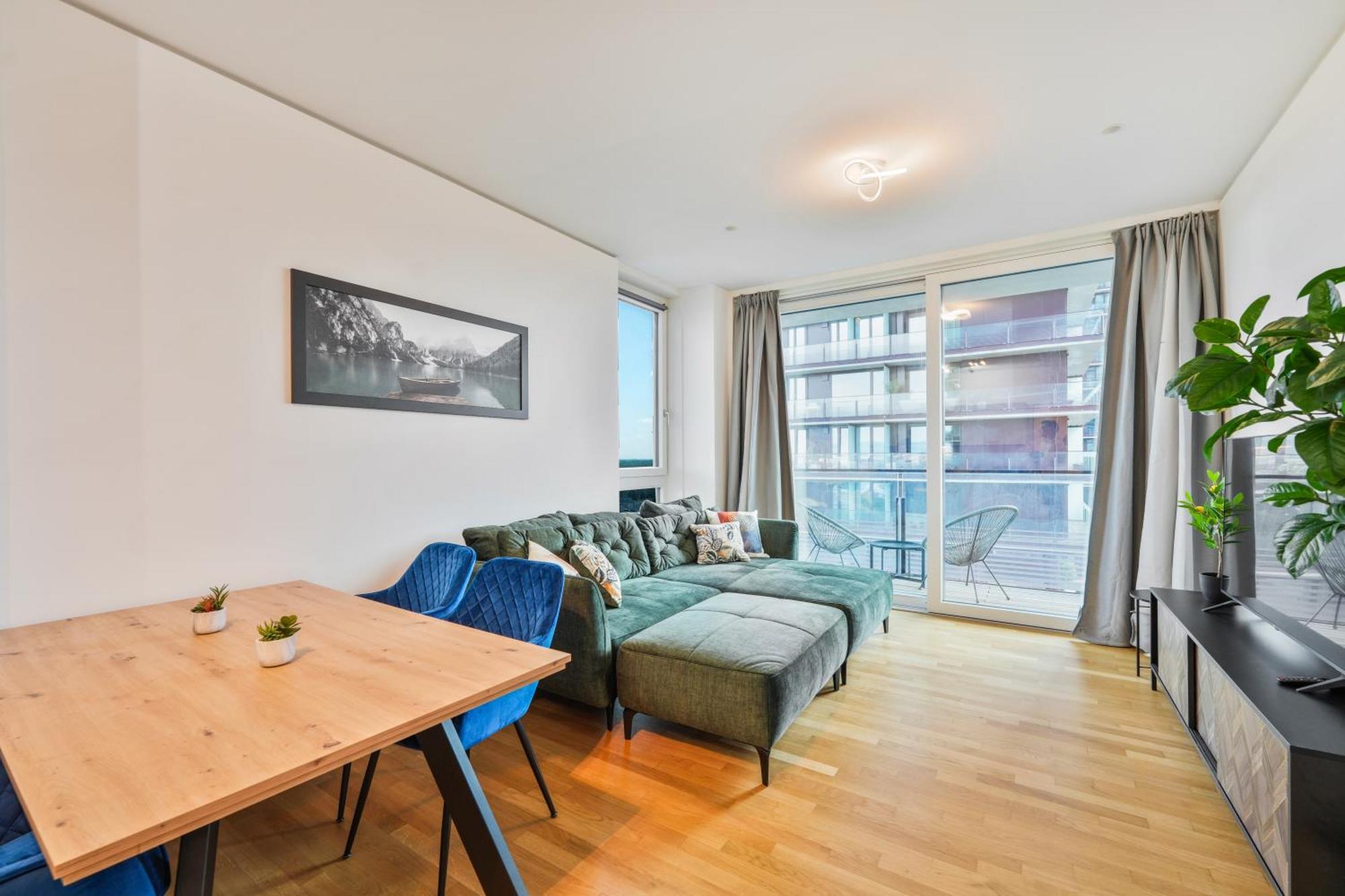 Vienna Sky Apartment I Rooftop Pool I Netflix Ngoại thất bức ảnh